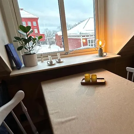 View, Stylish Loft And Location *