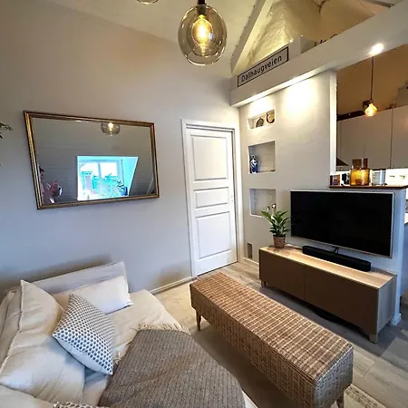 View, Stylish Loft And Location Апартаменты *