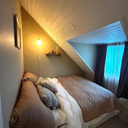 View, Stylish Loft And Location